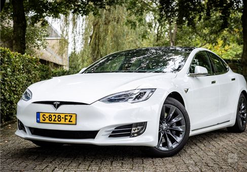 Tesla Model S, 2019