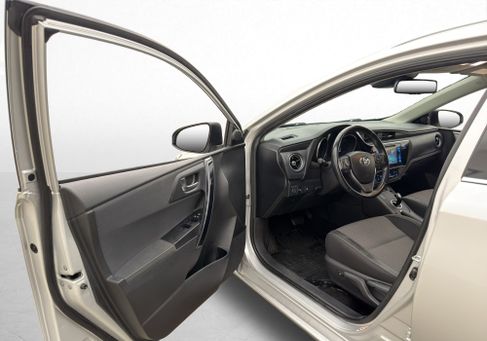 Toyota Auris Touring Sports, 2018