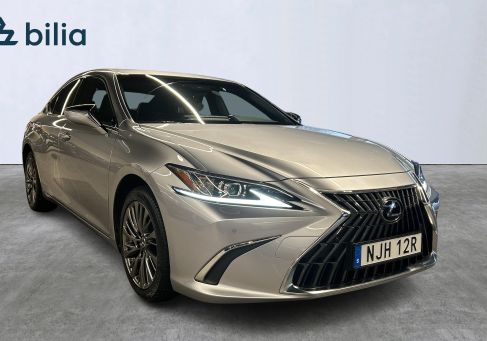 Lexus ES, 2023