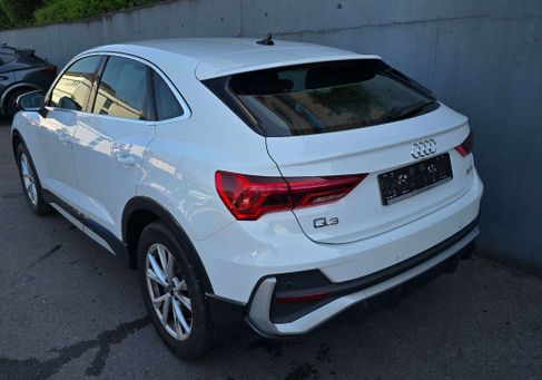 Audi Q3, 2022