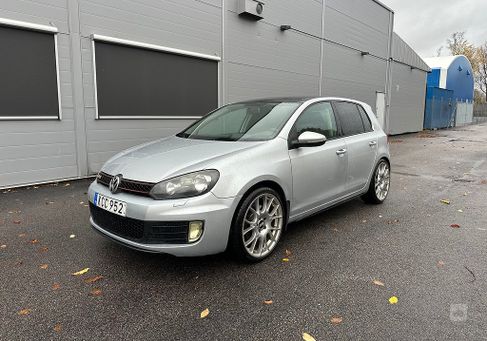 Volkswagen Golf, 2010