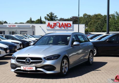 Mercedes-Benz C 200, 2022
