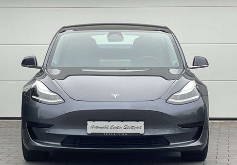 Tesla Model 3, 2020