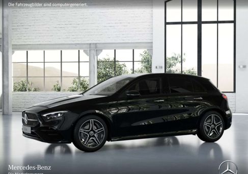 Mercedes-Benz A 180, 2025