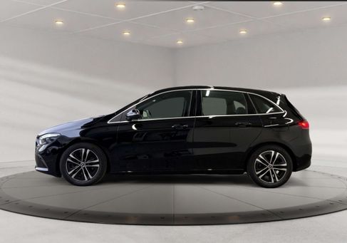 Mercedes-Benz B 200, 2024