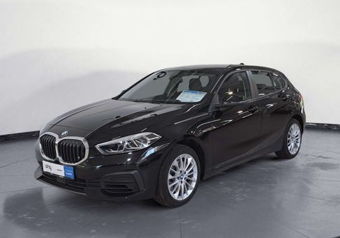 BMW 120, 2022