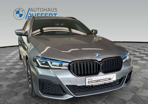 BMW 530, 2022 3