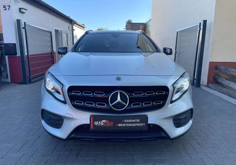 Mercedes-Benz GLA 200, 2019