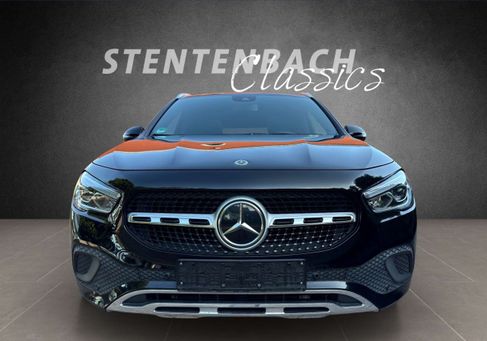 Mercedes-Benz GLA 220, 2021
