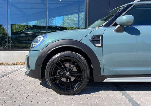 MINI ONE, 2020