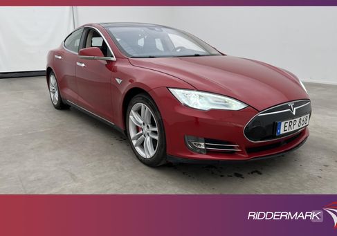 Tesla Model S, 2015