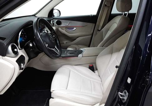 Mercedes-Benz GLC 220, 2022