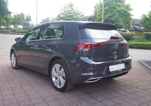 Volkswagen Golf, 2024 3