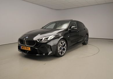 BMW 120, 2025