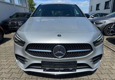 Mercedes-Benz B 180, 2021