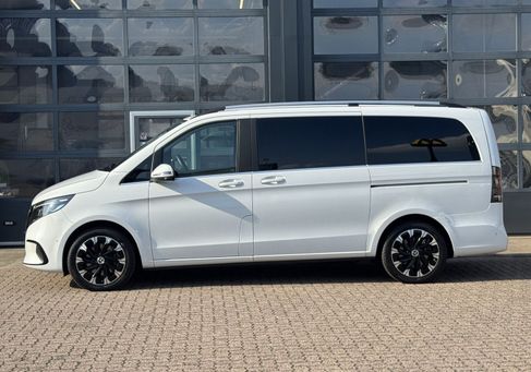 Mercedes-Benz V 220, 2024