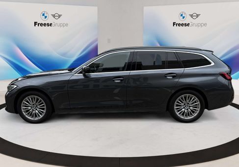 BMW 318, 2022