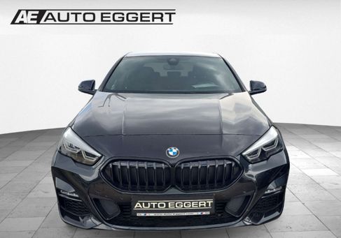 BMW 218, 2021