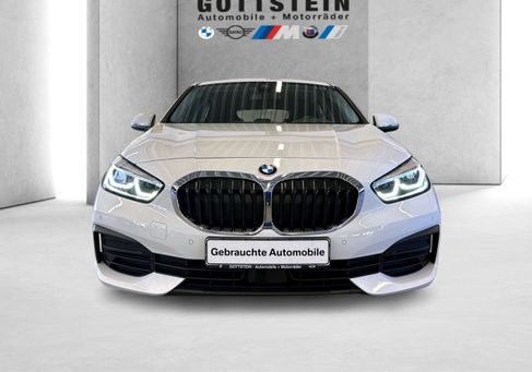 BMW 118, 2023