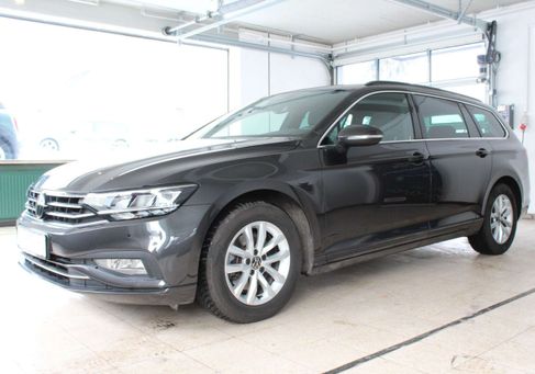 Volkswagen Passat, 2023