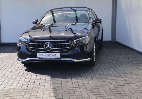 Mercedes-Benz E 220, 2020