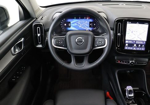 Volvo XC40, 2024 2