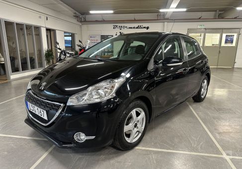 Peugeot 208, 2015