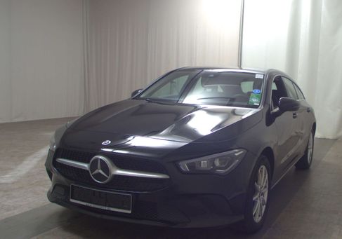 Mercedes-Benz CLA 250, 2021