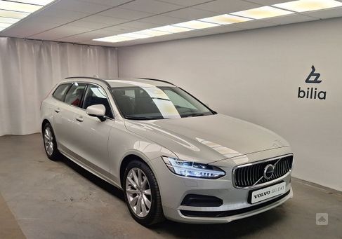 Volvo V90, 2022