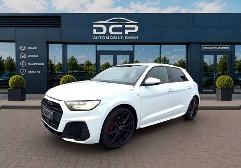 Audi A1, 2022