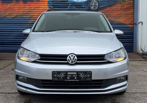 Volkswagen Touran, 2019 2