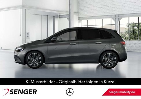 Mercedes-Benz B 200, 2026 3
