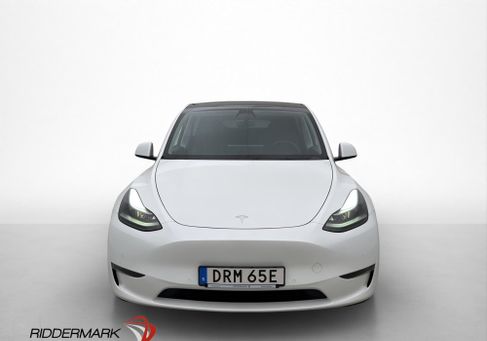 Tesla Model Y, 2022