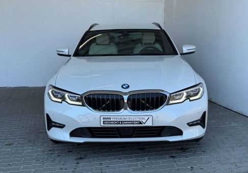 BMW 320, 2022