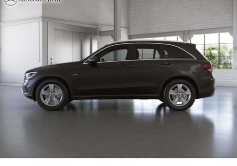 Mercedes-Benz GLC 300, 2021