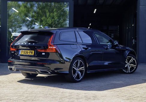 Volvo V60, 2021 3