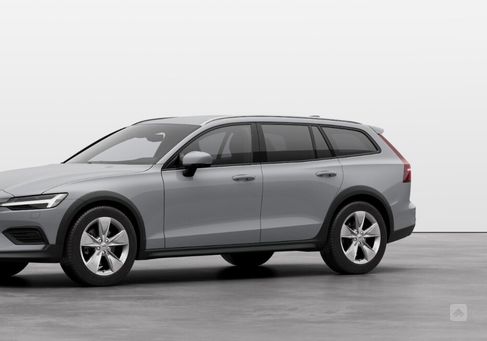 Volvo V60 Cross Country, 2024