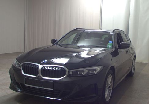BMW 320, 2022
