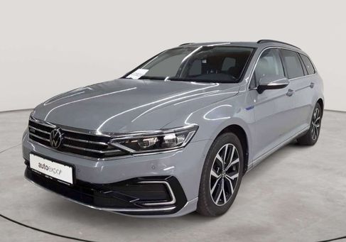 Volkswagen Passat, 2022