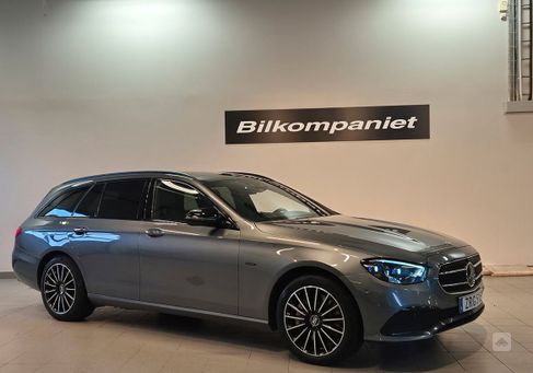 Mercedes-Benz E 300, 2021