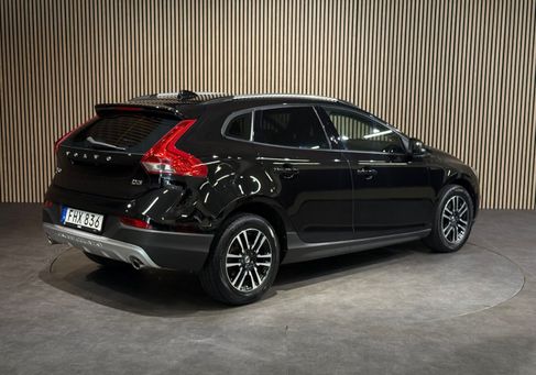 Volvo V40 Cross Country, 2018 3