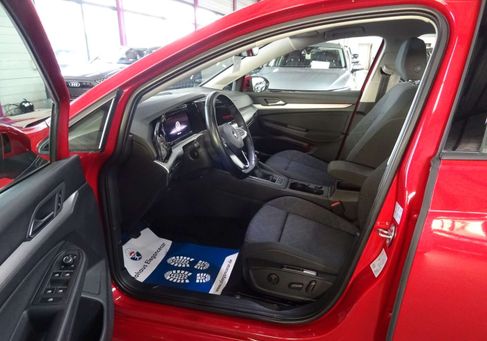 Volkswagen Golf, 2022