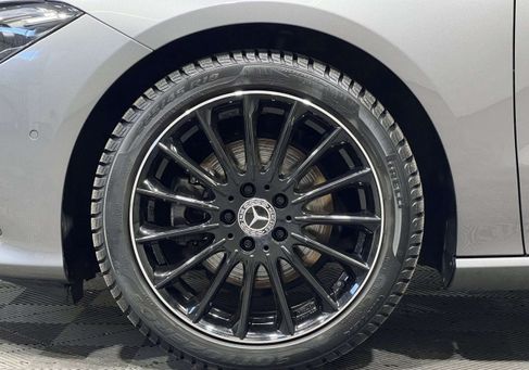 Mercedes-Benz CLA 200, 2022