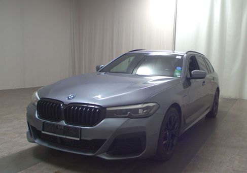 BMW 530, 2021