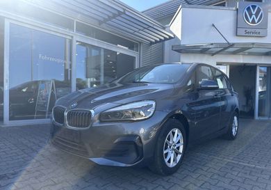 BMW 216, 2021
