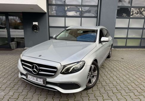Mercedes-Benz E 220, 2019