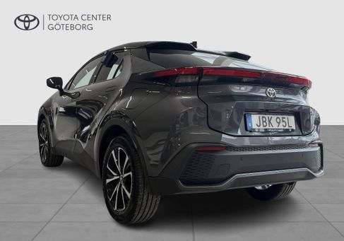 Toyota C-HR, 2025 3