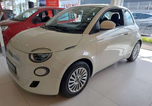 Fiat 500, 2023