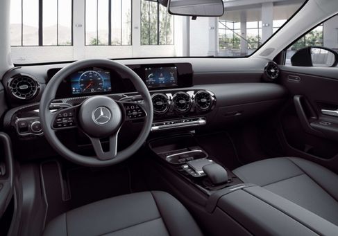 Mercedes-Benz A 250, 2022