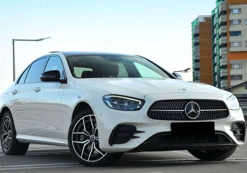 Mercedes-Benz E 300, 2021